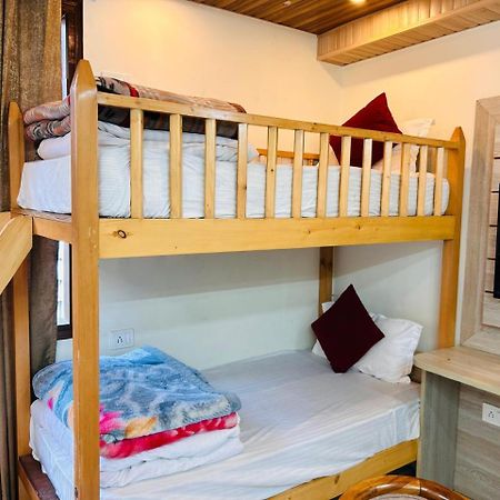 Yog Maya Regency B&B Shimla Eksteriør billede