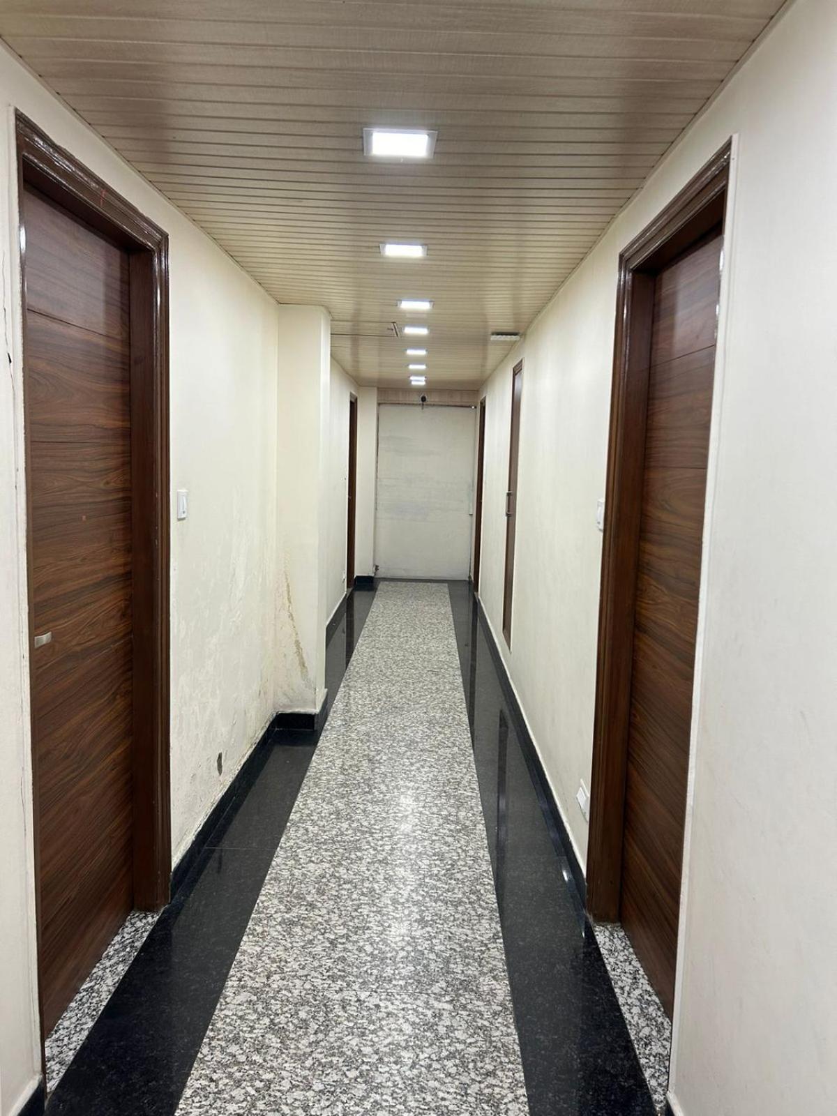 Yog Maya Regency B&B Shimla Eksteriør billede